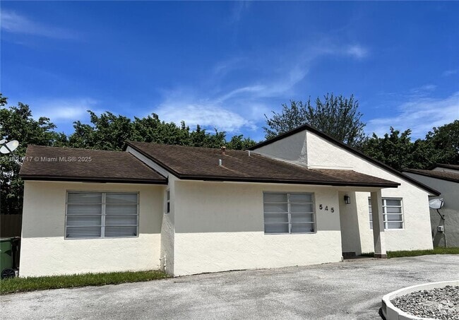 Building Photo - 545 W 79th Pl Rental