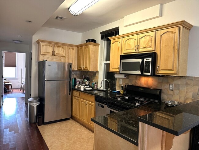 Photo - 395 2nd St Unit 3R