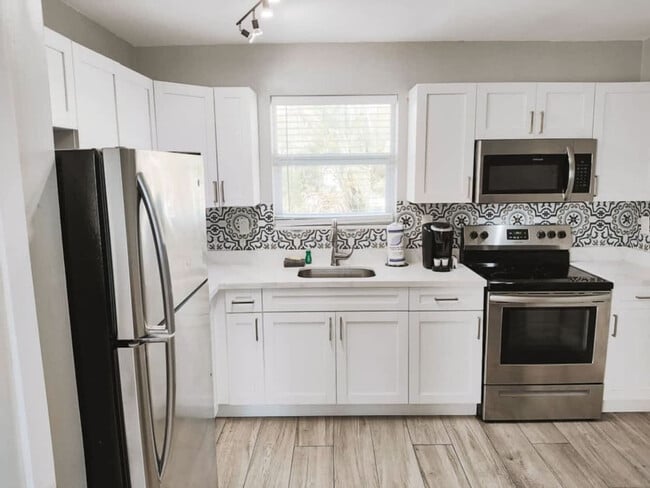 Photo - 50 Davie Blvd Unidad SI FL2-ID1503928P