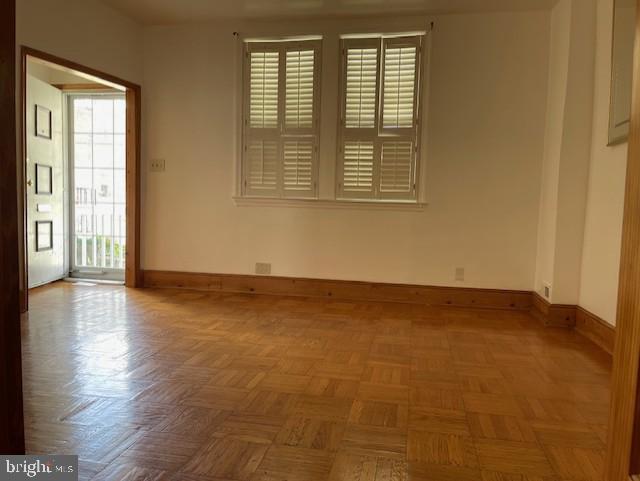 Building Photo - 2477 W Cold Spring Ln Rental