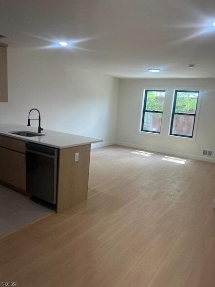 5 Montclair Ave