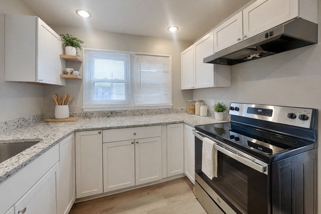 Photo - Updated 3 Bed Home with Granite Kitchen, Fenced Yard & Garage