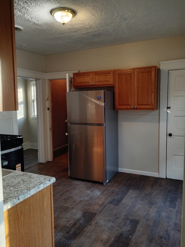 Photo - 9521 Macon Ave