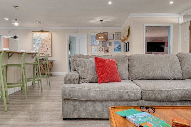 Photo - 12402 92nd Terrace Unit SI ID1325641P