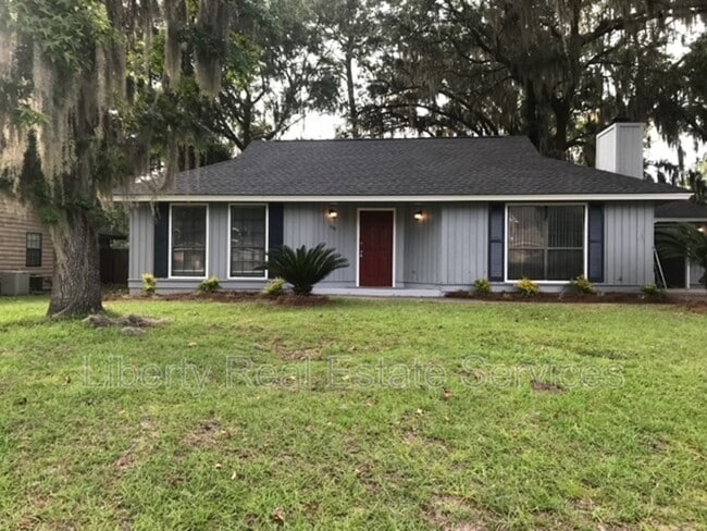 Photo - 300 Robinson Loop