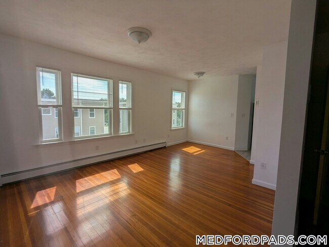 Photo - 8 Pearl St Unit 3