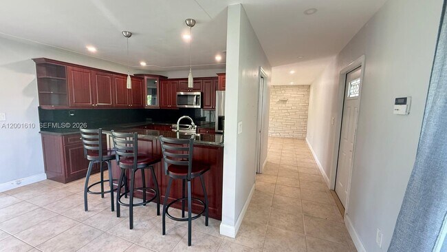 Photo - 8820 SW 43rd Terrace