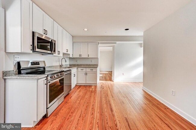 Photo - 804 Oella Ave