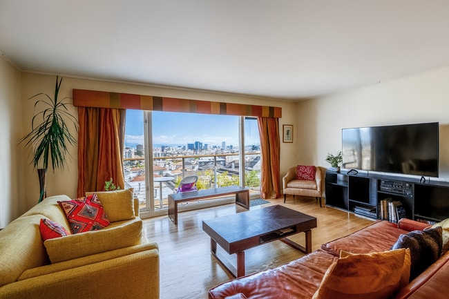 Photo - 64 Encanto Ave