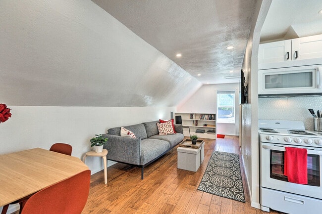 Photo - 420 Elati St Unit ID1383686P