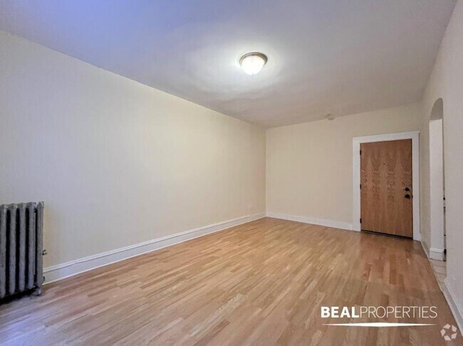 Building Photo - 0 bedroom in CHICAGO IL 60625 Unit 204 Rental