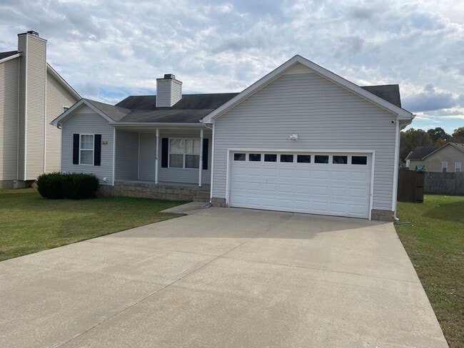 Photo - 365 Andrew Dr