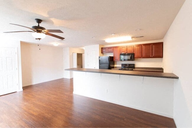 Photo - McCormick Manor