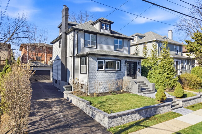 Photo - 54 Lawton Ave