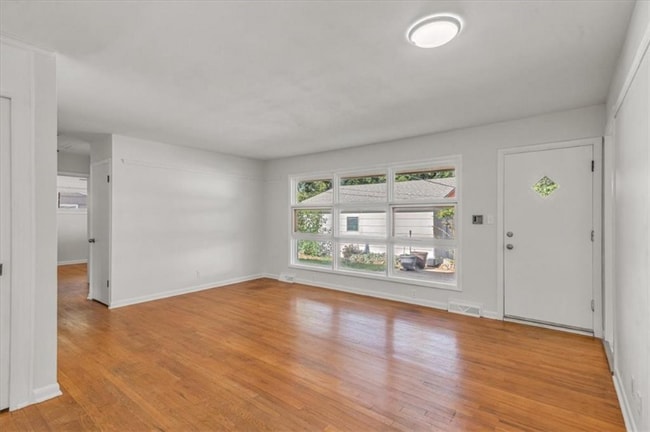 Photo - 8234 Madison Ave