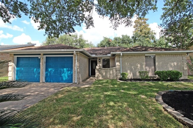 Building Photo - 13111 Sherwood Oaks Dr Rental