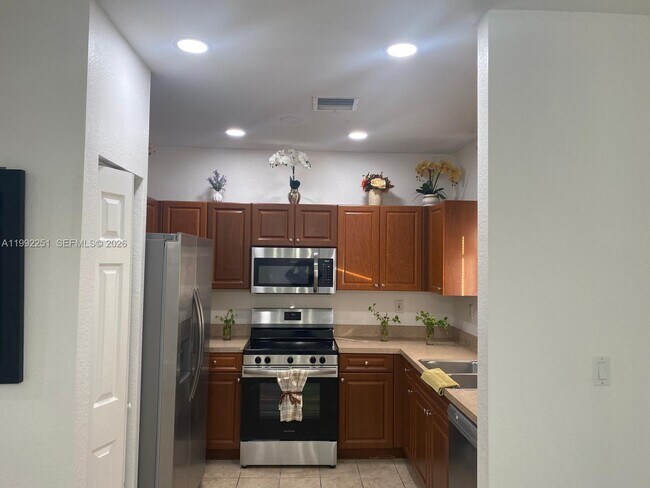 Photo - 17331 NW 7th Ave