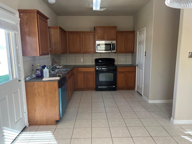 Photo - 4119 Barossa Valley Ln