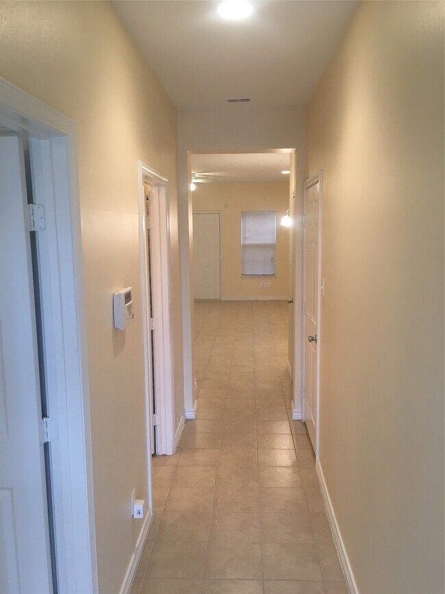 Photo - 10642 Logger Pines Trail Unit B