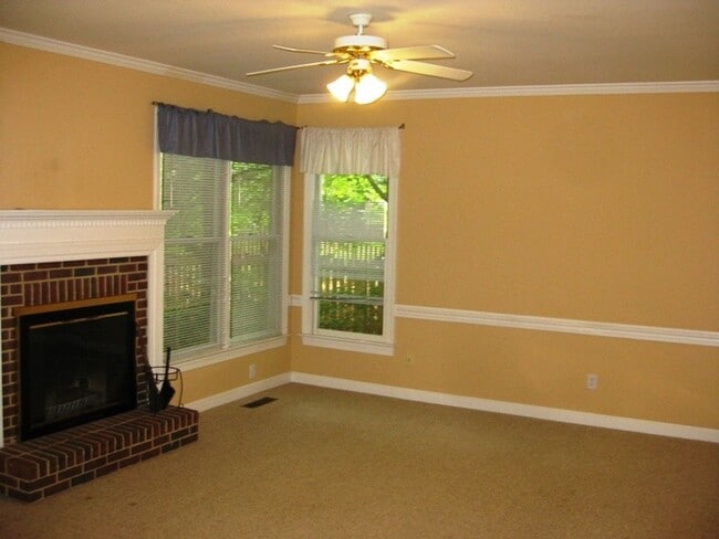 Photo - Pre-lease now for April!