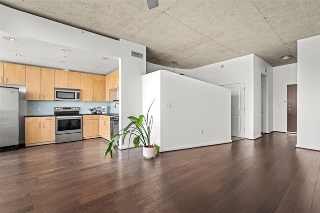 Photo - 5925 Almeda Rd