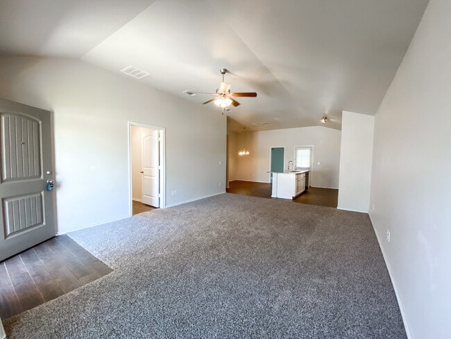Photo - 3/2/2 Home in Windstone!