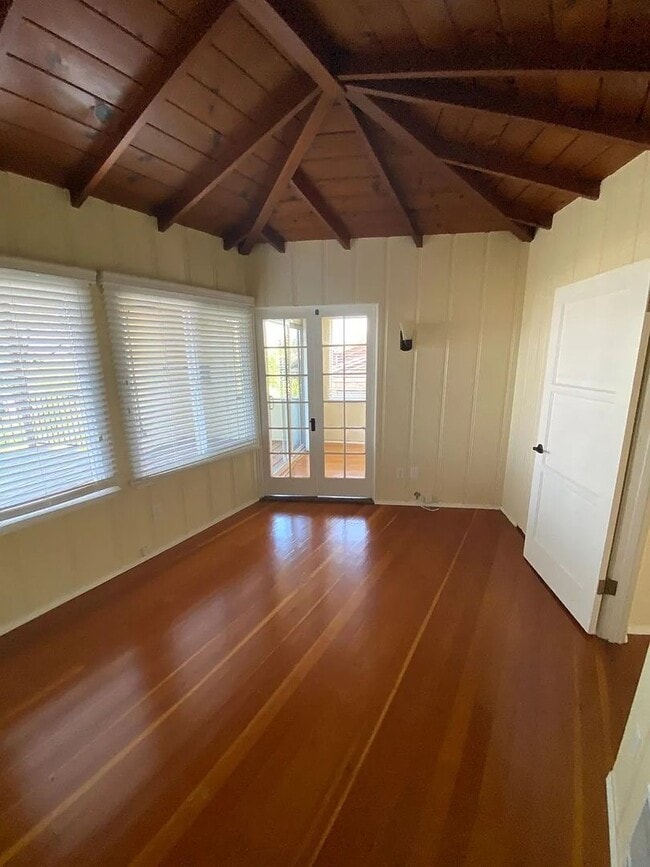 Photo - Spacious Studio aand 1-bedroom Apartments in Mission Hills – Prime Location! Unit 1626 A