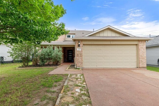 Photo - 1121 Sweet Gum Dr
