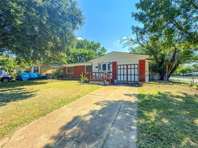 Building Photo - 10804 Dunaway Dr