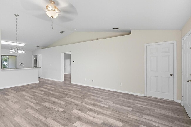 Photo - Popular Palm Harbor location