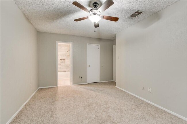 Photo - Cozy Single-Story 3 Bed, 2 Bath Home Near South Congress
