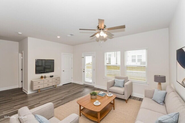 Photo - 1723 Tahoma Dr