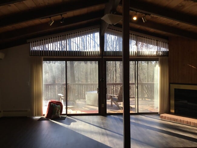 Photo - 850 Twin Oaks Dr