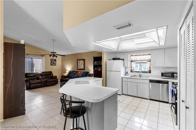 Photo - 4320 Thompson Ave