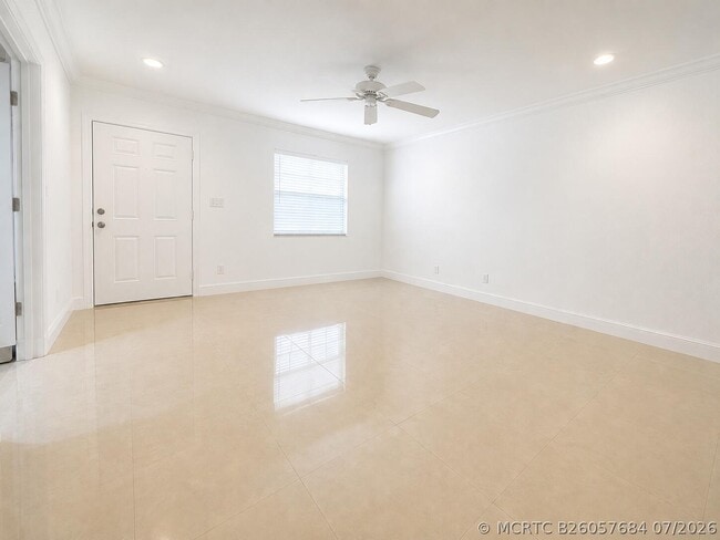 Photo - 101 SW 3rd Ave