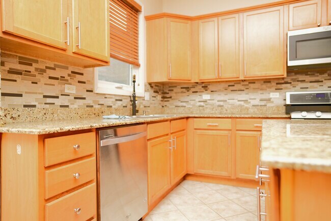 Photo - 6532 N California Ave