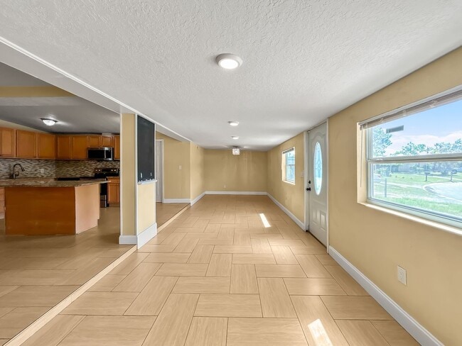 Photo - Updated Beautiful Rental Home in Seminole – Great Location!  4bed|2bath