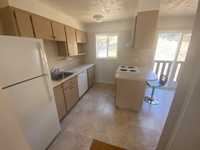 Building Photo - 12031 E Mansfield Ave Unit 12031 Rental