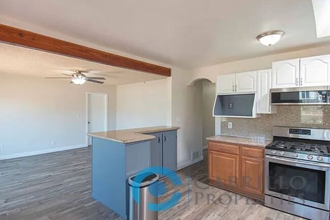 Photo - 6311 Inman St