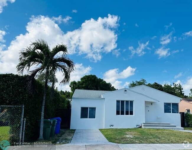 Building Photo - 2733 SW 15th St Rental
