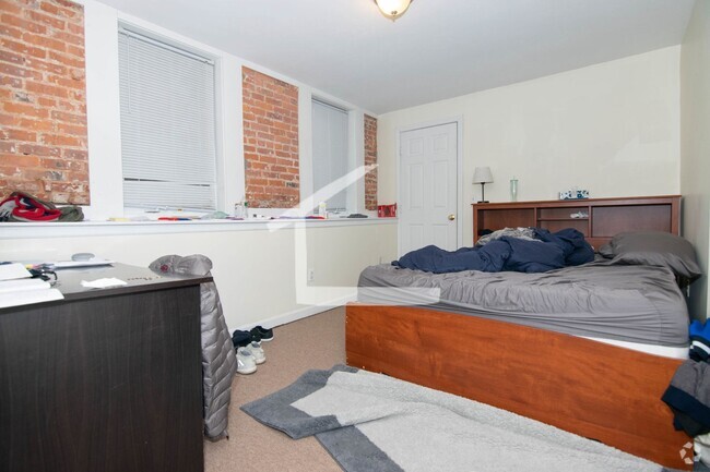 Building Photo - Top-notch and Unique apartment