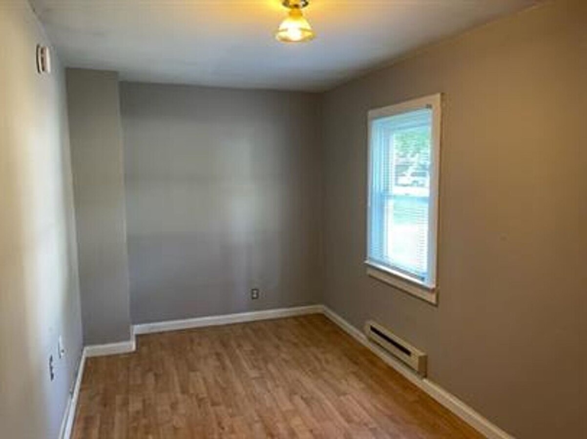 Photo - 302 W Eureka St Unit 2