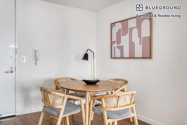 Photo - 175 E 96th St Unidad FL21-ID1072