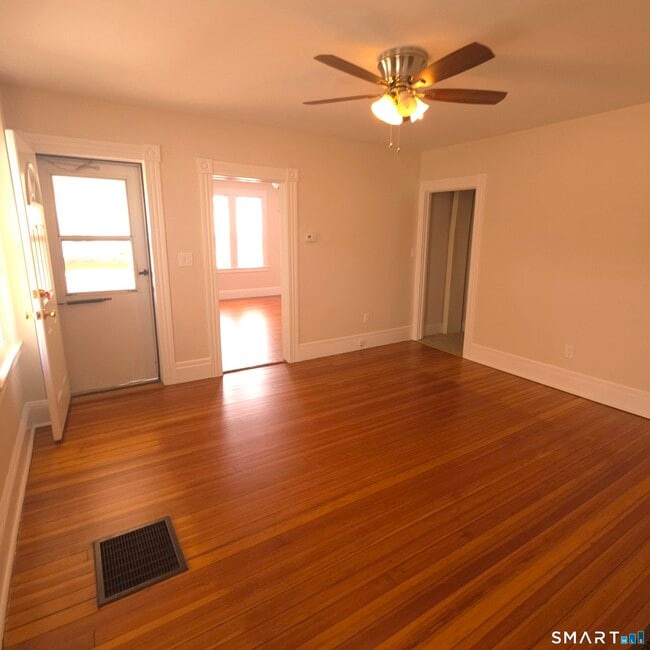 Photo - 27 Maple St Unit 27