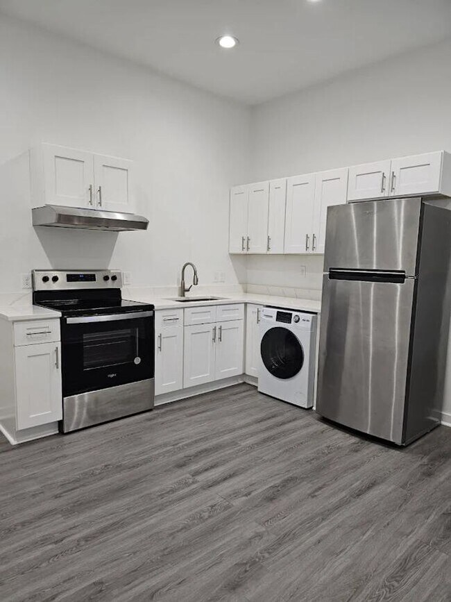 Photo - 214 S Park St Unit A