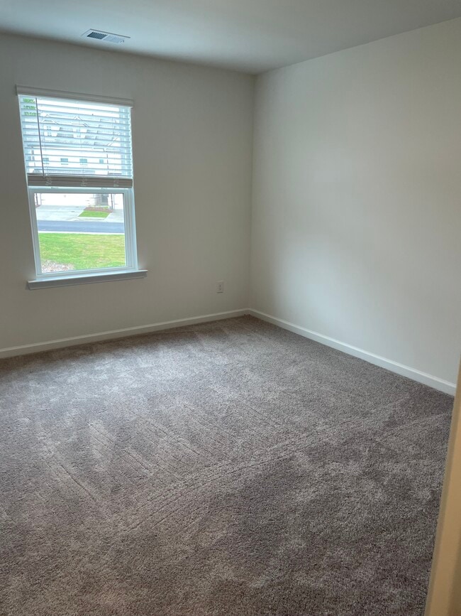 Photo - 102 Smithwood Dr