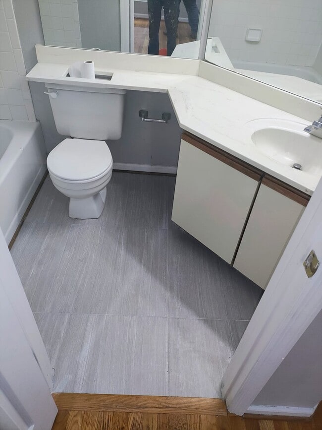 Photo - 244 13th St NE Unit 220