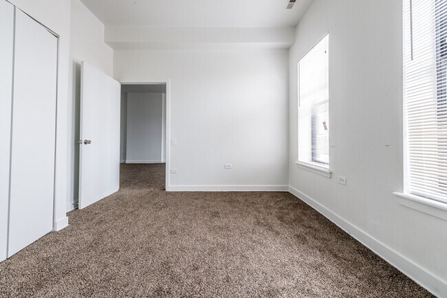 Photo - 9001 S Commercial Ave Chicago, IL 60617