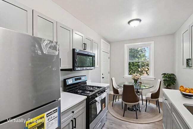 Photo - 7757 S Phillips Ave