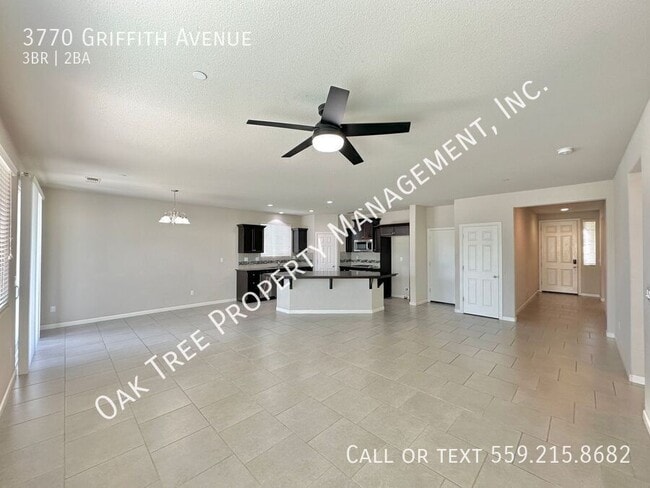 Photo - 3770 Griffith Ave